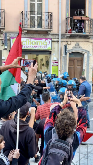 Scontri e disordini a Cagliari